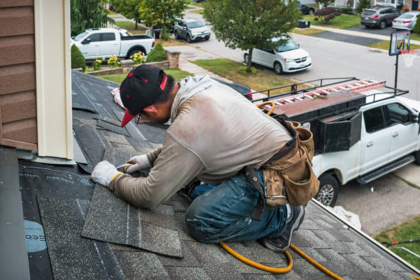 Professional Roofing technician working in New Market, VA